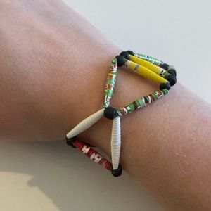 💍 5/$10 handmade paper bead bracelet